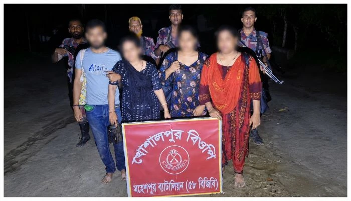 ভারতে অনুপ্রবেশকালে ৩ বাংলাদেশি আটক 